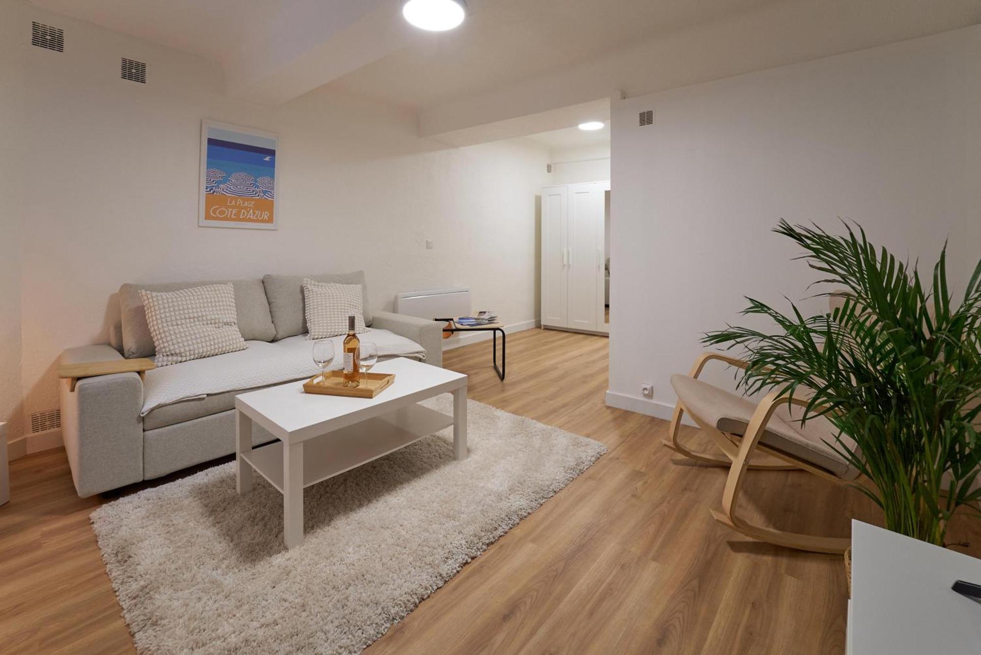 L'azur Du Mourillon Plages & Exterieur Au Mitre Apartment *